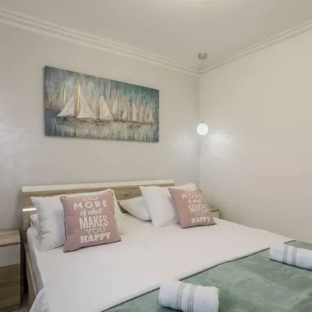 Apartment Royal Silver