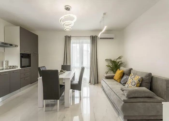 Royal Silver * Vodice